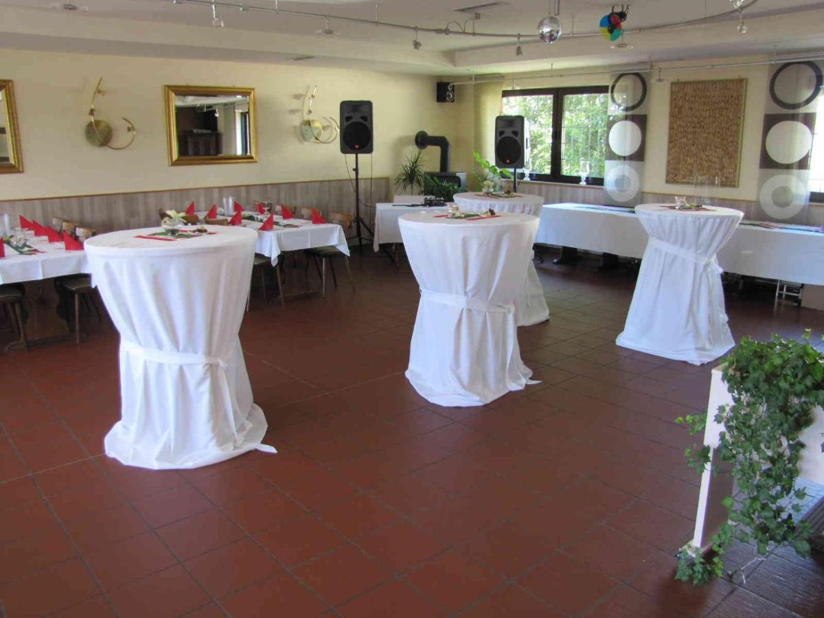 "Unter Den Kastanien" Hotel Speicher Luaran gambar