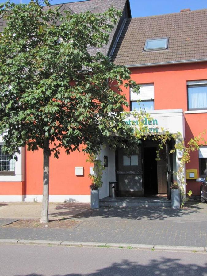 "Unter Den Kastanien" Hotel Speicher Luaran gambar